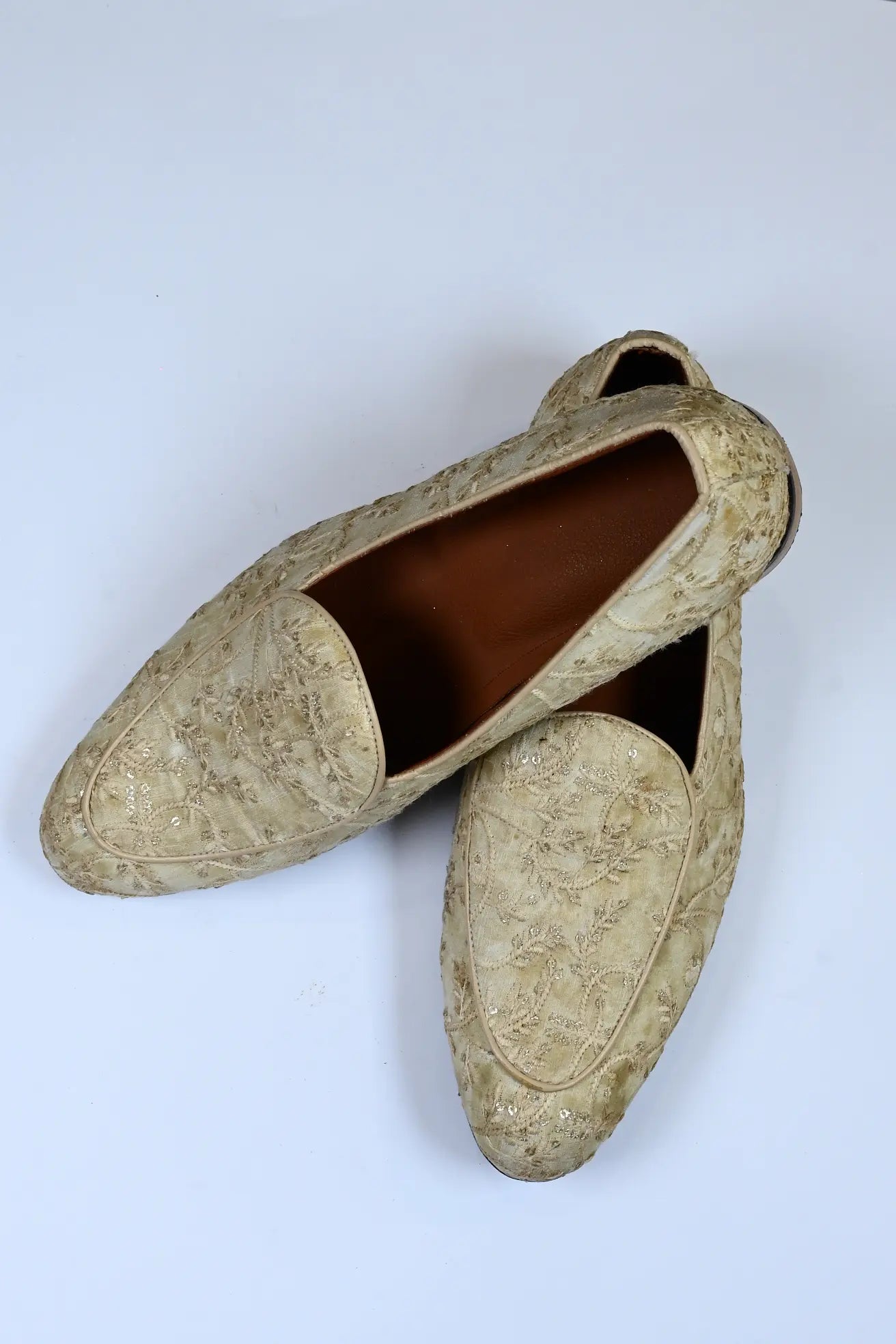 The Antique Ivory